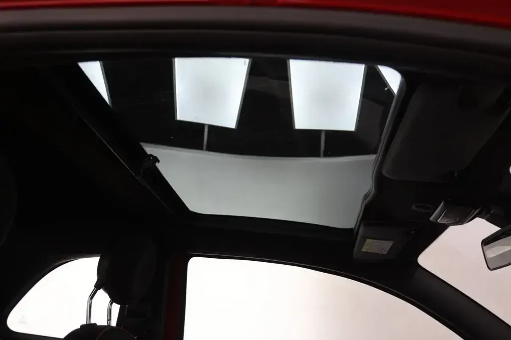 Used Fiat 500 Red 70 HP (51 kW) 2023 Red Hatchback