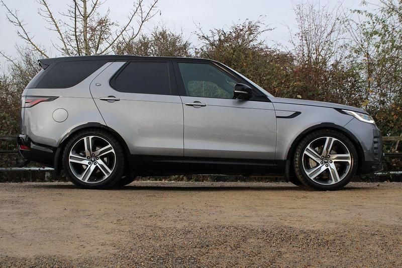 Used Land Rover Discovery 5 HSE Dynamic 2023 Grey SUV