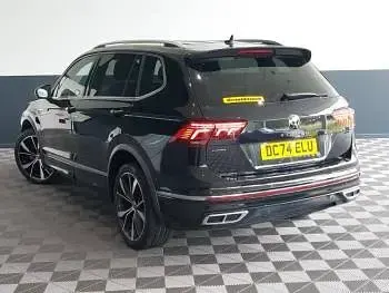 Used VW Tiguan Allspace R-line 150 HP (110 kW) 2024 Black SUV