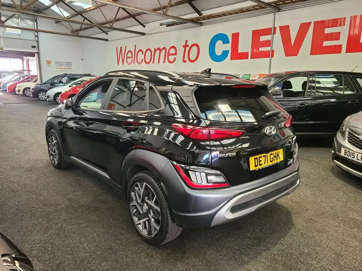 Usado Hyundai Kona Ultimate 141 CV (103 kW) 2021 Negro SUV