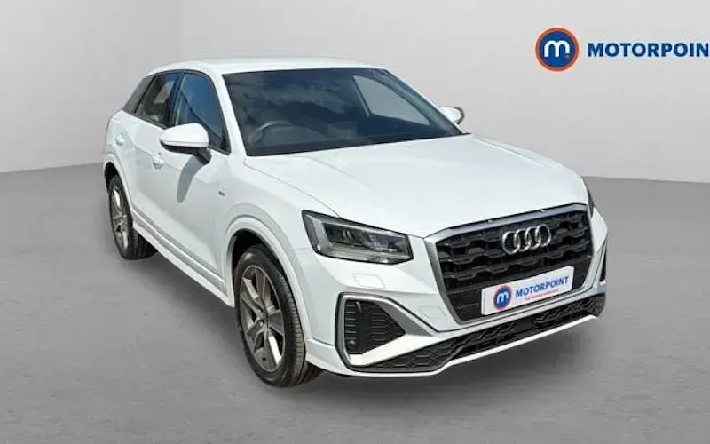 Usado Audi Q2 S-Line 110 CV (80 kW) 2024 SUV