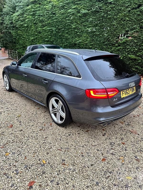 Used Audi A4 S-Line 150 HP (110 kW) 2013 Grey Estate