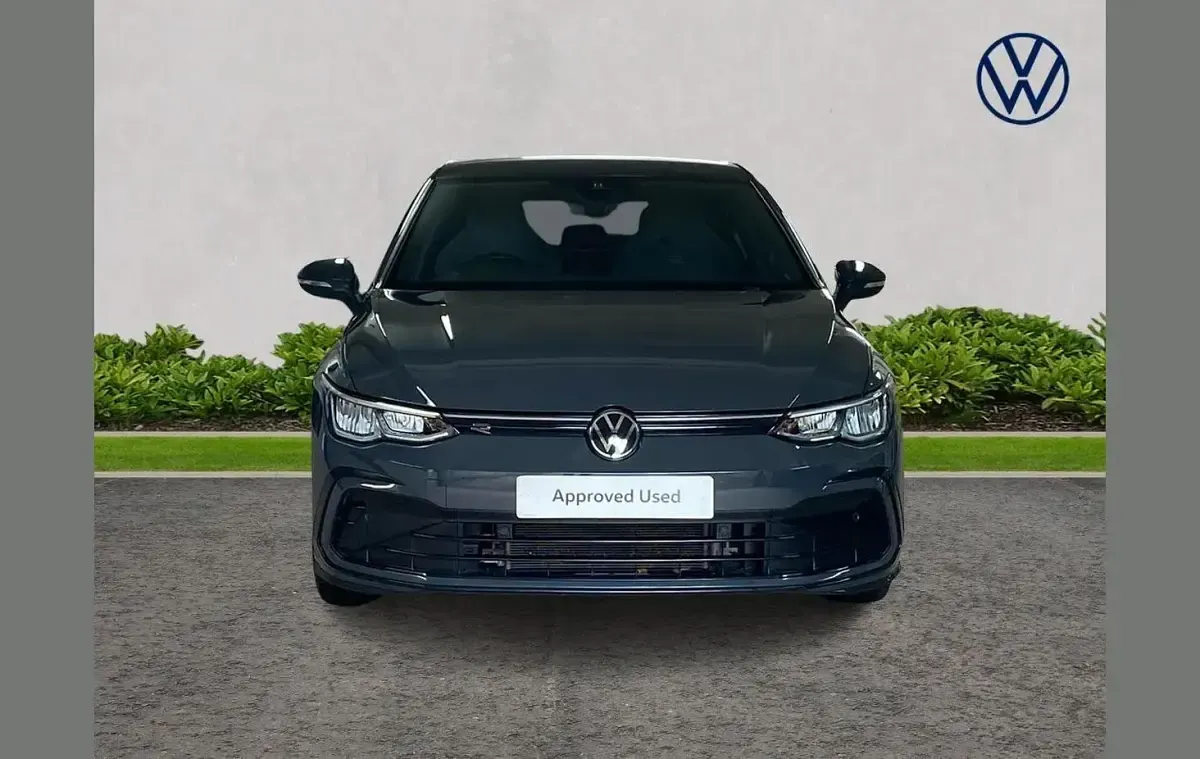 Used VW Golf VIII R-line 130 HP (95 kW) 2023 Grey Hatchback