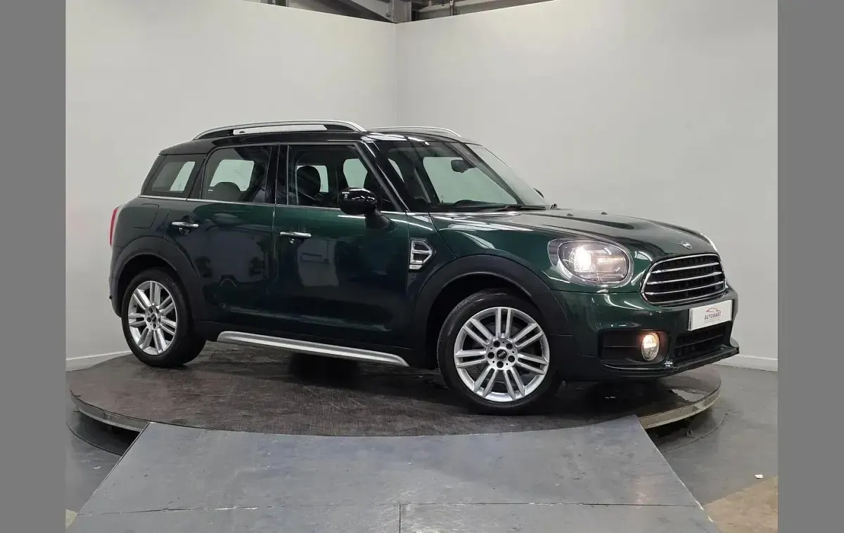 Used Mini Cooper Countryman Exclusive 134 HP (98 kW) 2019 Green SUV
