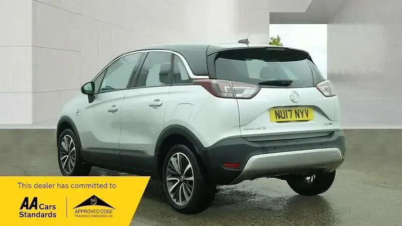 Used Vauxhall Crossland X Elite 110 HP (80 kW) 2017 Silver SUV