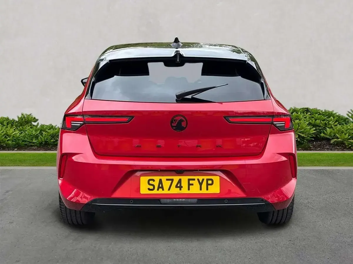 Used Vauxhall Astra S 130 HP (95 kW) 2024 Red Hatchback
