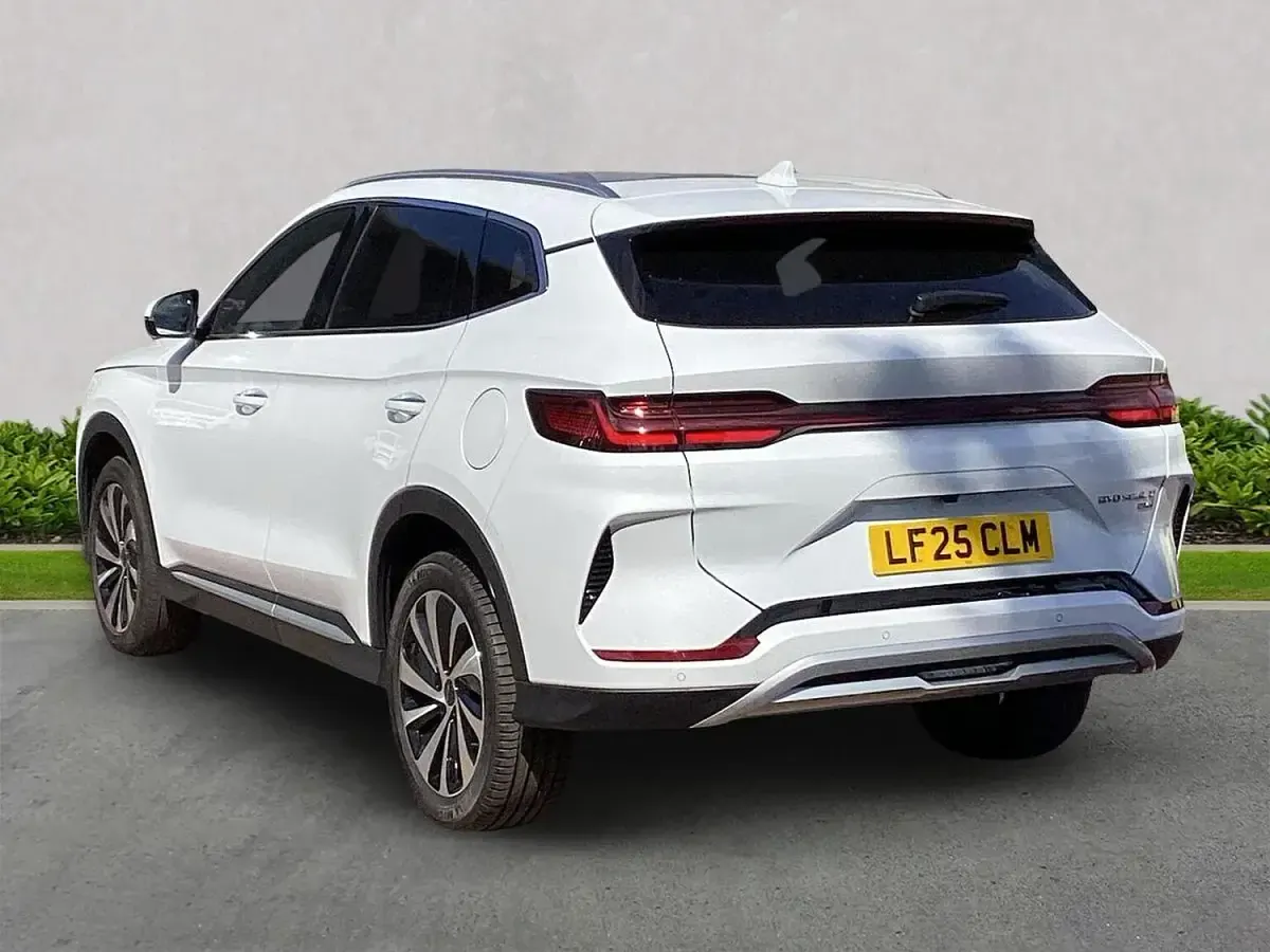 Used BYD Seal U Comfort 324 HP (238 kW) 2025 White SUV