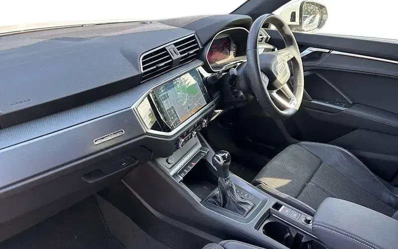 Used Audi Q3 S-Line 190 HP (139 kW) 2023 SUV