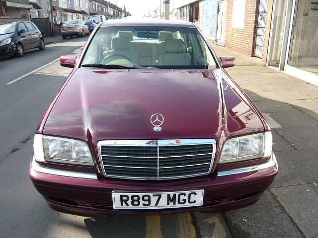 Used Mercedes C180 Elegance 1997 Red Sedan