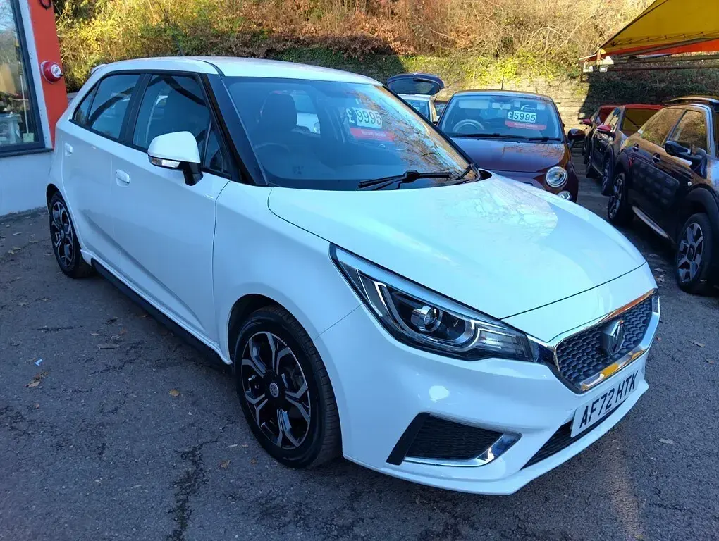Used MG MG3 Exclusive 106 HP (77 kW) 2022 White Hatchback