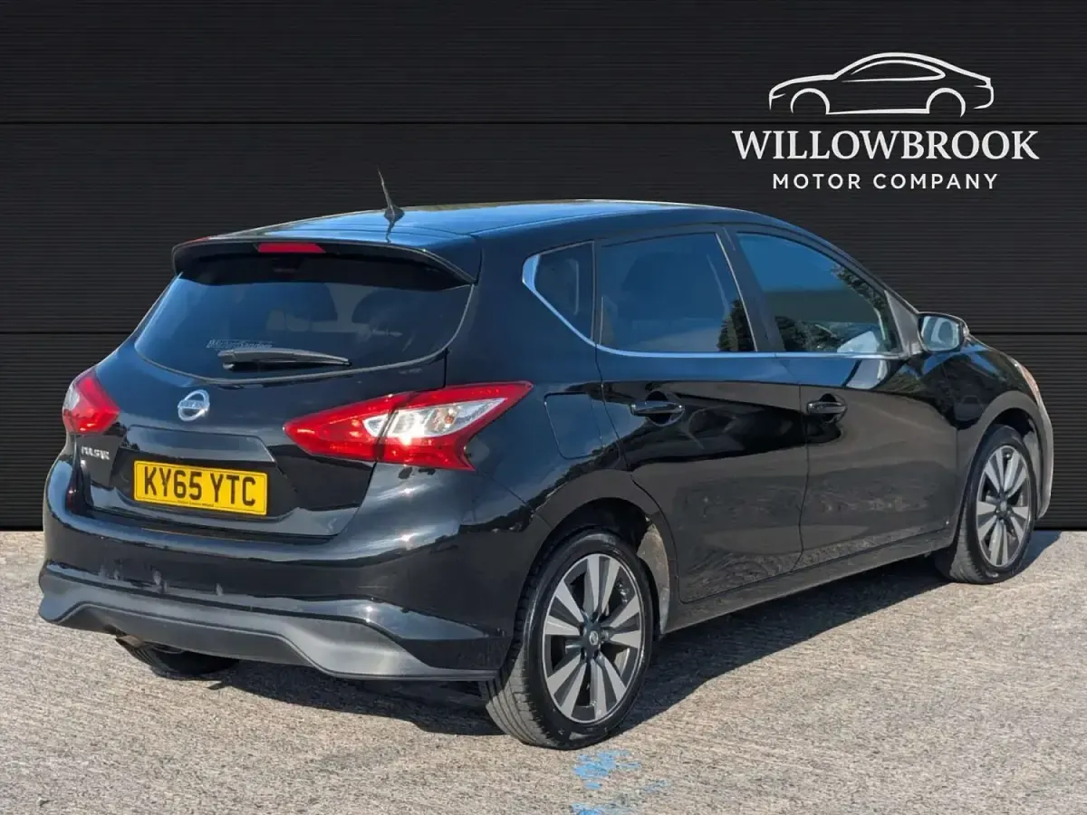 Used Nissan Pulsar S 115 HP (84 kW) 2015 Black Hatchback