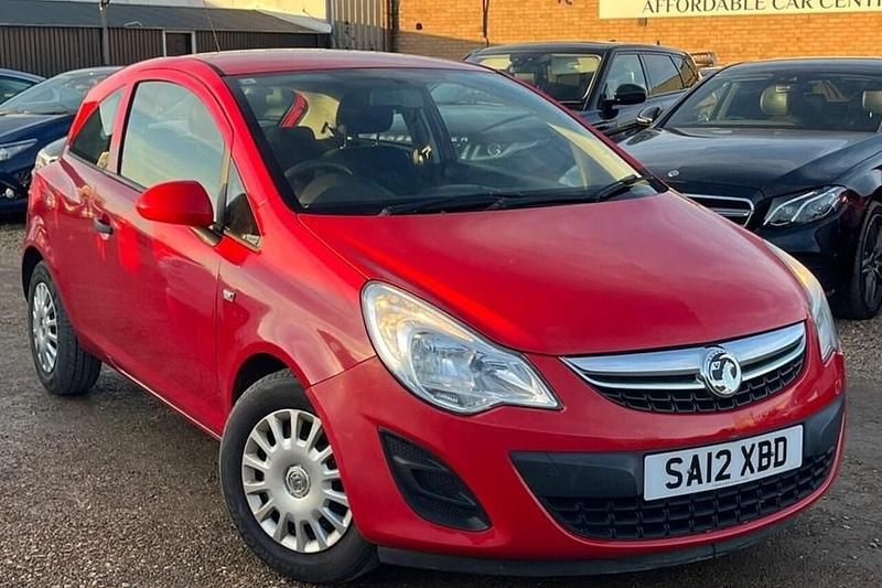 Used Vauxhall Corsa S 65 HP (47 kW) 2012 Red Hatchback