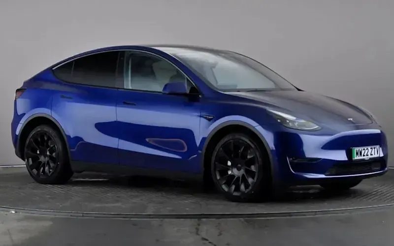 Used Tesla Model Y Long Range AWD 286 kW (389 HP) 2025 SUV