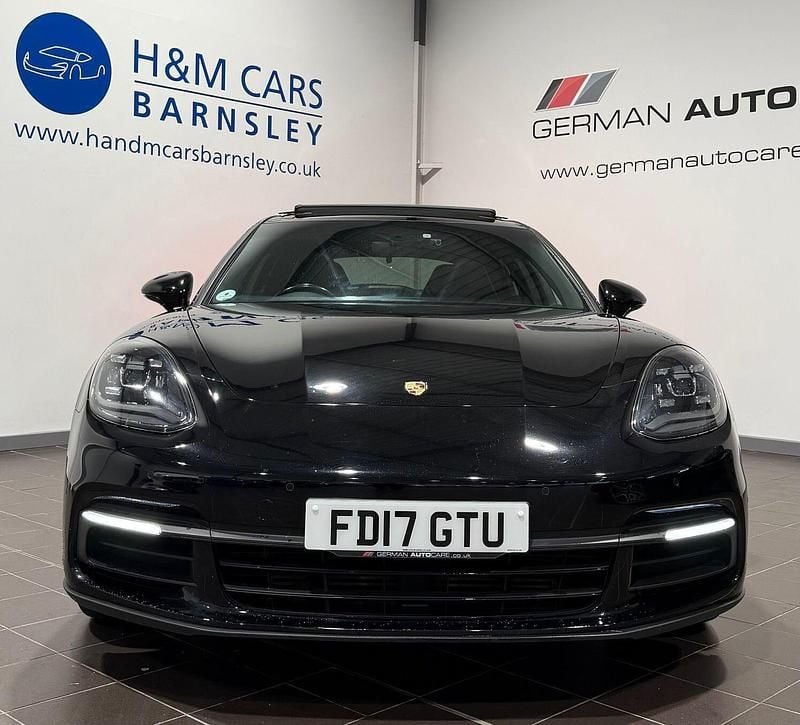Usado Porsche Panamera 330 HP (242 kW) 2017 Preto Citadino