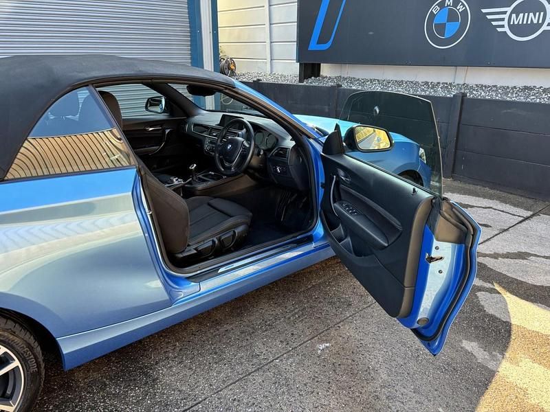 Used BMW 218 Sport Line 2017 Blue Cabriolet