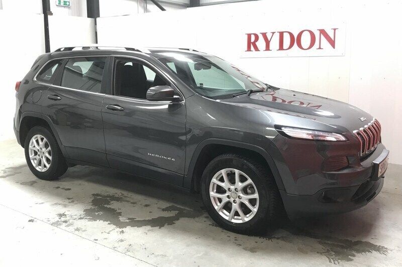 Grey Used 2016 Jeep Cherokee Longitude Plus SUV | £9,995 (A bit pricey) - Image 1/4