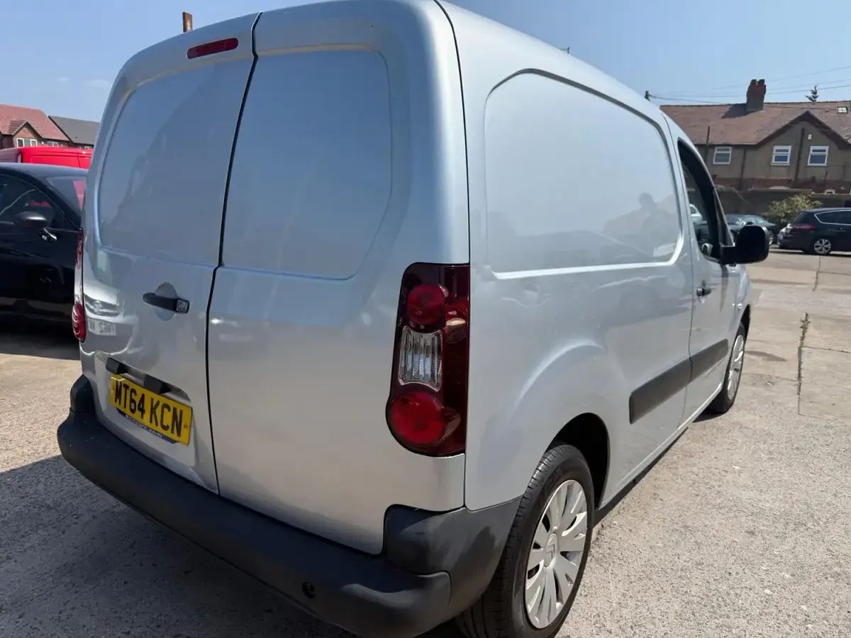 Used Citroën Berlingo 75 HP (55 kW) 2014 Silver MPV