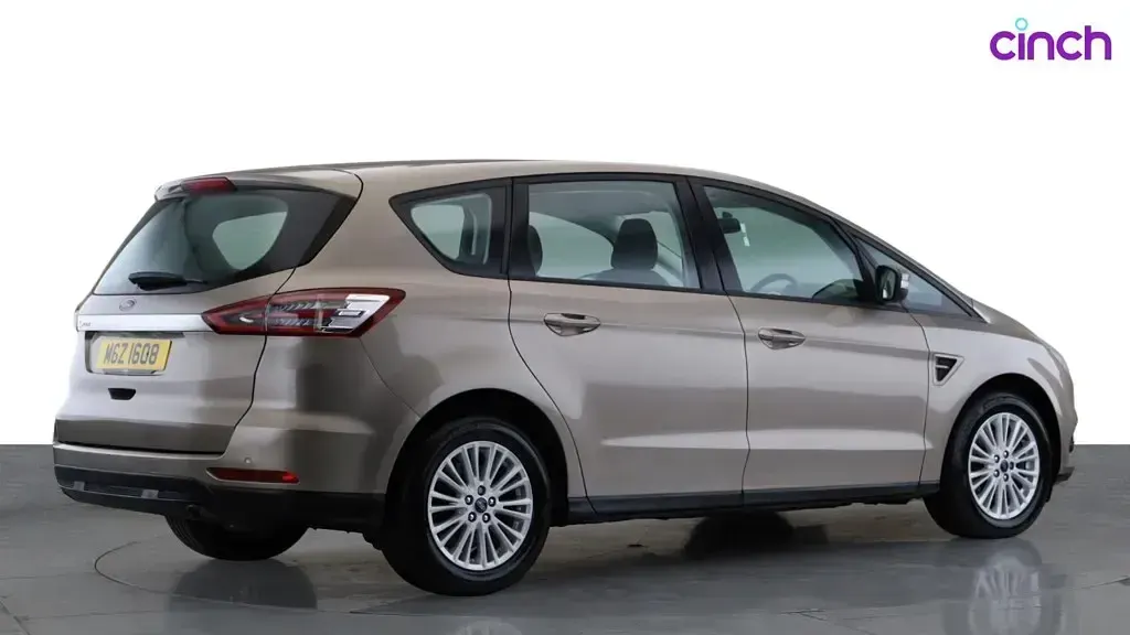 Used Ford S-MAX Zetec 2019 Silver MPV