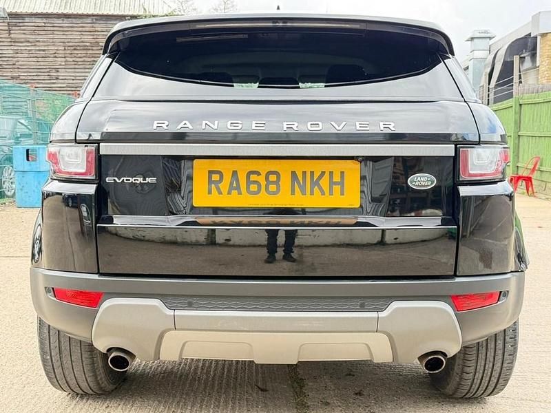 Used Land Rover Range Rover evoque SE 240 HP (176 kW) 2019 Black SUV