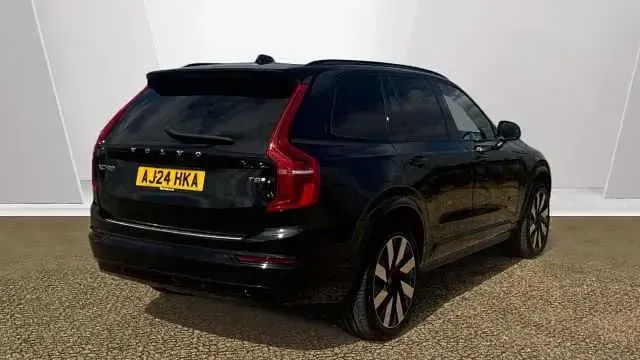 Used Volvo XC90 Plus 455 HP (334 kW) 2024 Metallic  onyx black SUV
