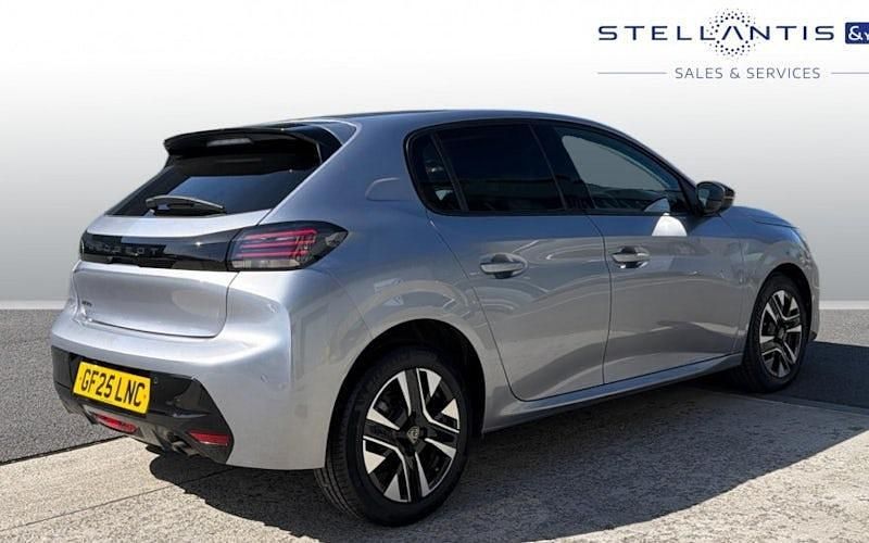 Used Peugeot 208 Allure 101 HP (74 kW) 2025 Grey Hatchback