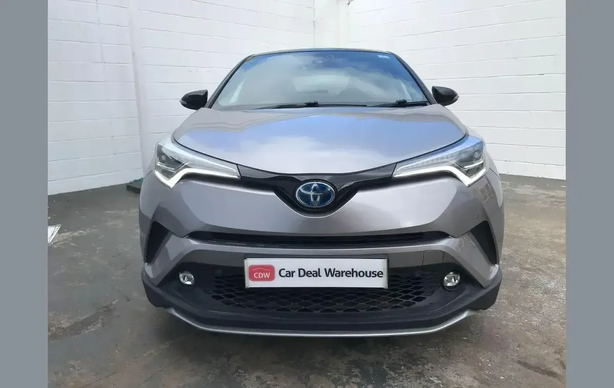 Used Toyota C-HR 122 HP (89 kW) 2016 Silver SUV