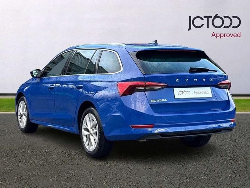 Used Skoda Octavia SE L 150 HP (110 kW) 2022 Blue Estate