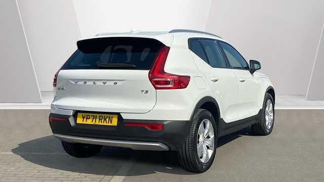 Used Volvo XC40 Momentum 161 HP (118 kW) 2022 SUV