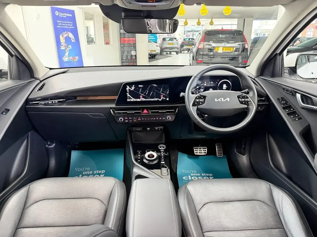 Used Kia e-Niro 11 kW (15 HP) 2023 White SUV