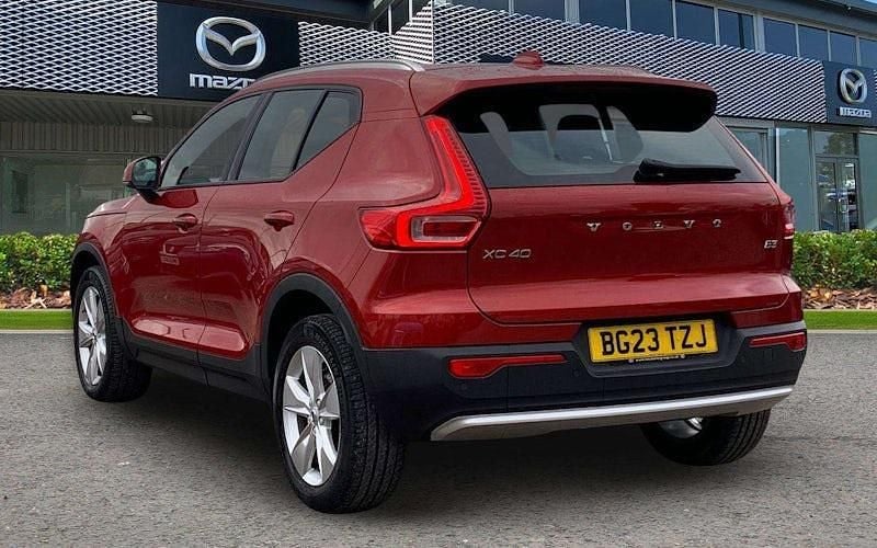 Used Volvo XC40 Core 163 HP (119 kW) 2025 SUV