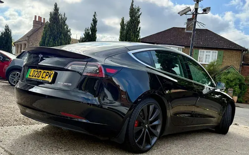 Używany Tesla Model 3 Performance 334 kW (455 KM) 2023 Sedan/Limuzyna