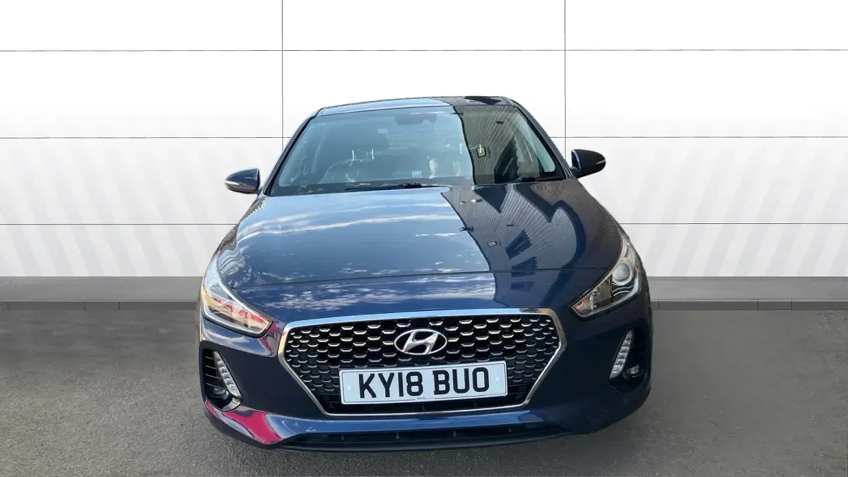 Used Hyundai i30 SE 140 HP (102 kW) 2018 Blue Hatchback