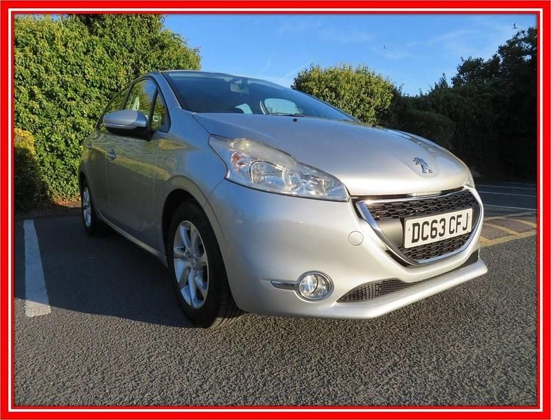 Silver Used 2013 Peugeot 208 Active Hatchback | £3,890 (Good price) - Image 1/3
