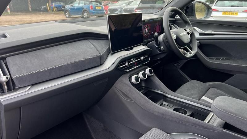 New Skoda Kodiaq SportLine 204 HP (150 kW) 2026 Silver SUV