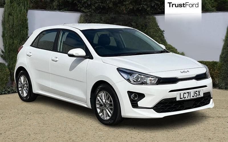 Used 2023 Kia Rio 2 Hatchback | £11,345 (Fair price) - Image 1/4