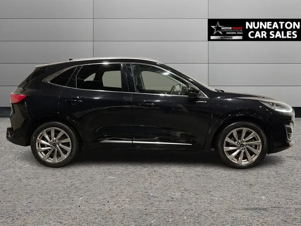 Used Ford Kuga Vignale 225 HP (165 kW) 2021 Black SUV