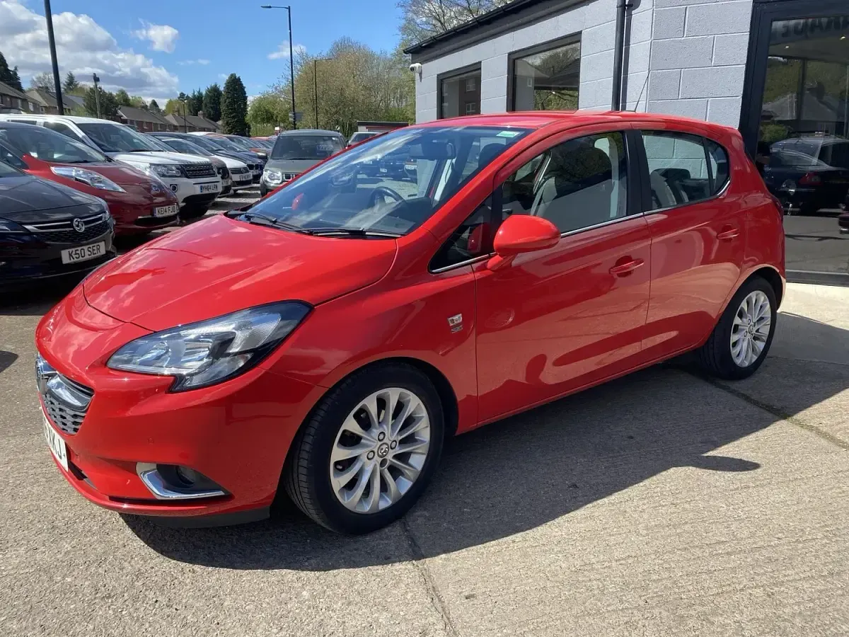Used Vauxhall Corsa 90 HP (66 kW) 2016 Red Hatchback