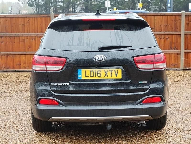 Used Kia Sorento 197 HP (144 kW) 2016 Black SUV