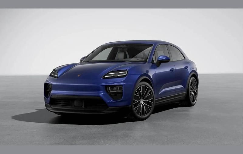 Blue Used 2024 Porsche Macan SUV | £74,990 (A bit pricey) - Image 1/4