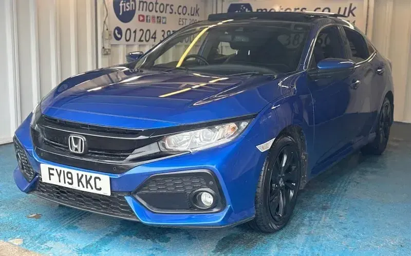 Used Honda Civic EX 126 HP (92 kW) 2019 Blue Hatchback