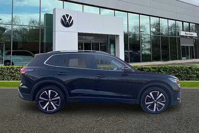 Used VW Tiguan Elegance 150 HP (110 kW) 2024 Black SUV
