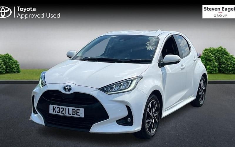 Used Toyota Yaris Hybrid Design 116 HP (85 kW) 2025 Hatchback