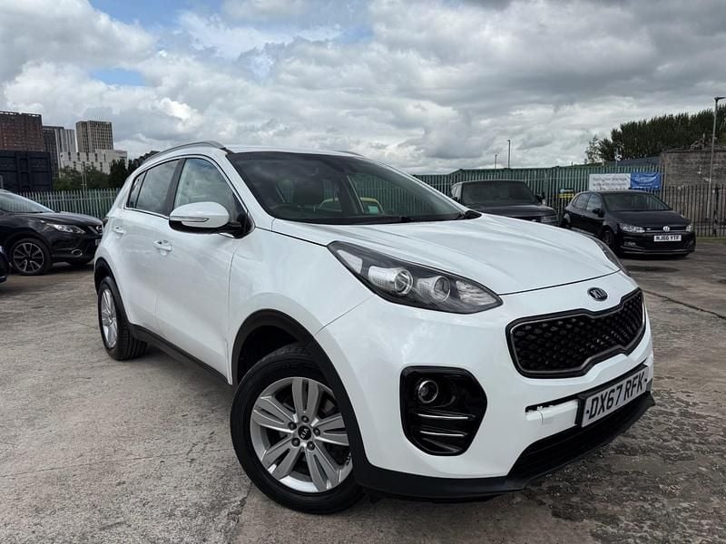 White Used 2017 Kia Sportage 2 SUV | £7,295 (Super price) - Image 1/4