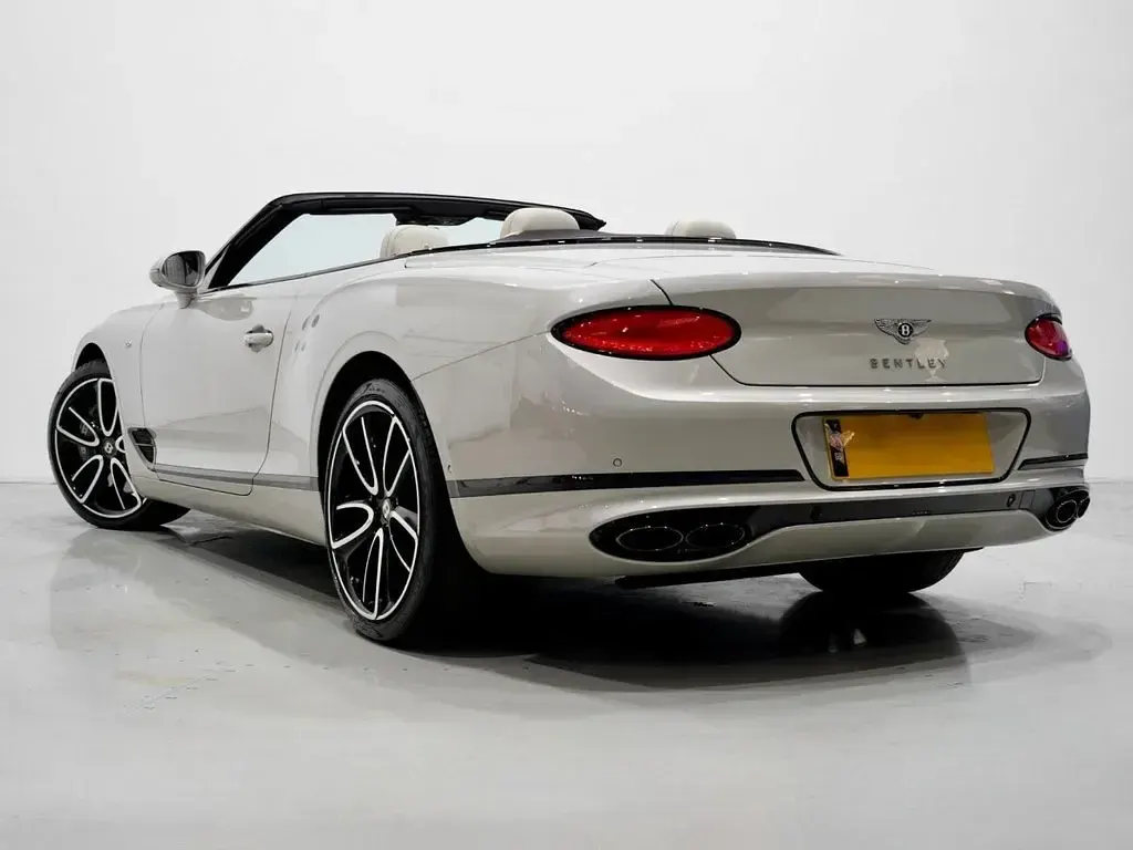 Used Bentley Continental GT Convertible 550 HP (404 kW) 2021 White Cabriolet