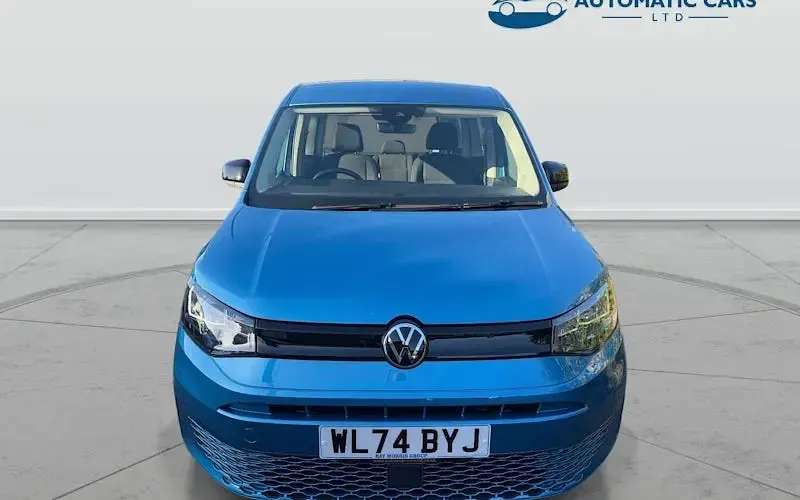 Used VW Caddy 122 HP (89 kW) 2024 Blue MPV