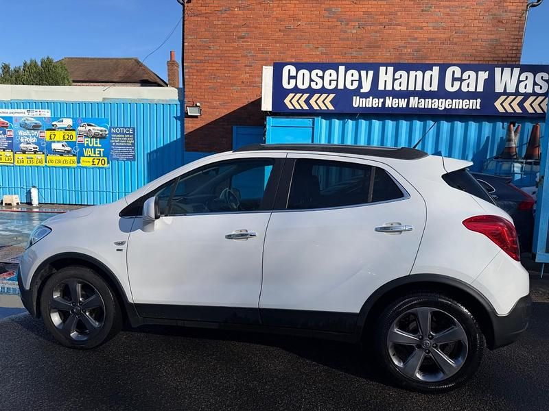 Used Vauxhall Mokka 2014 White SUV