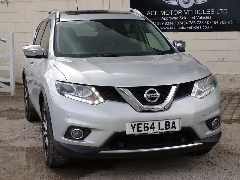 Used Nissan X-Trail Tekna 130 HP (95 kW) 2014 Silver SUV