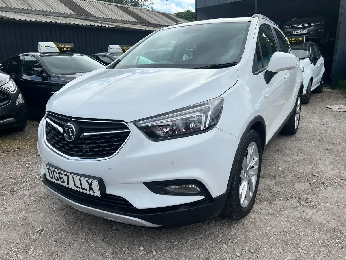 Used Vauxhall Mokka X Active 2017 White SUV