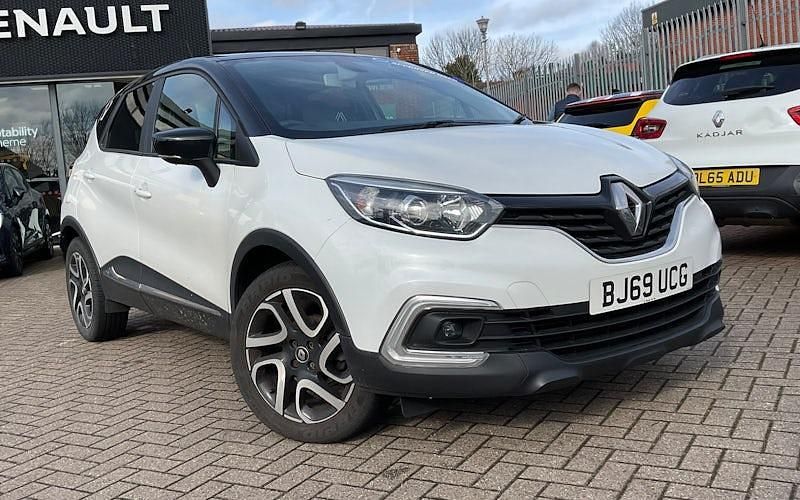 Used Renault Captur Iconic 90 HP (66 kW) 2019 SUV