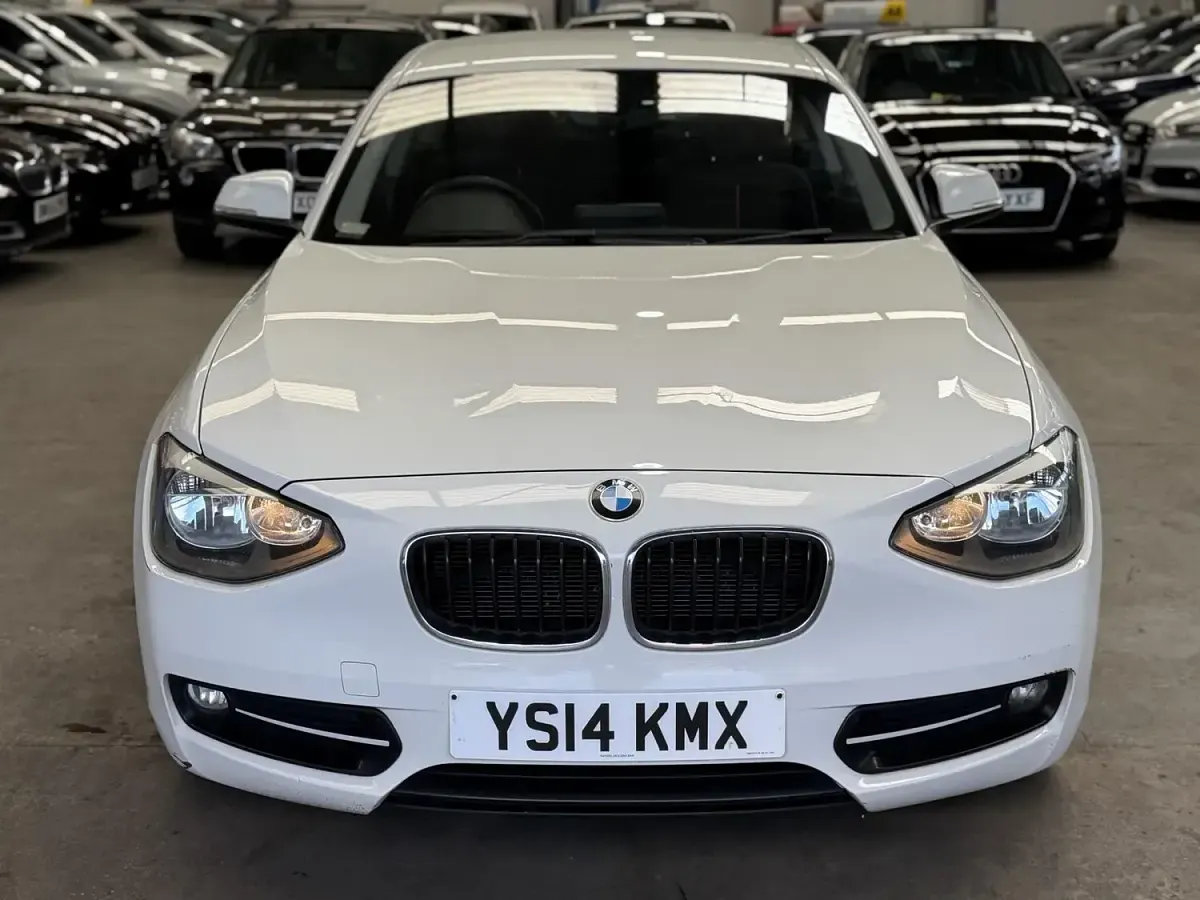 Used BMW 116 Sport Line 116 HP (85 kW) 2014 White Hatchback